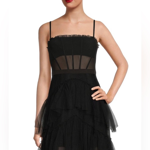 Betsy & Adam Black Tulle Ballgown in Size 0 - Picture 3 of 5